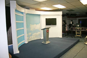 Studios/C02-2.jpg